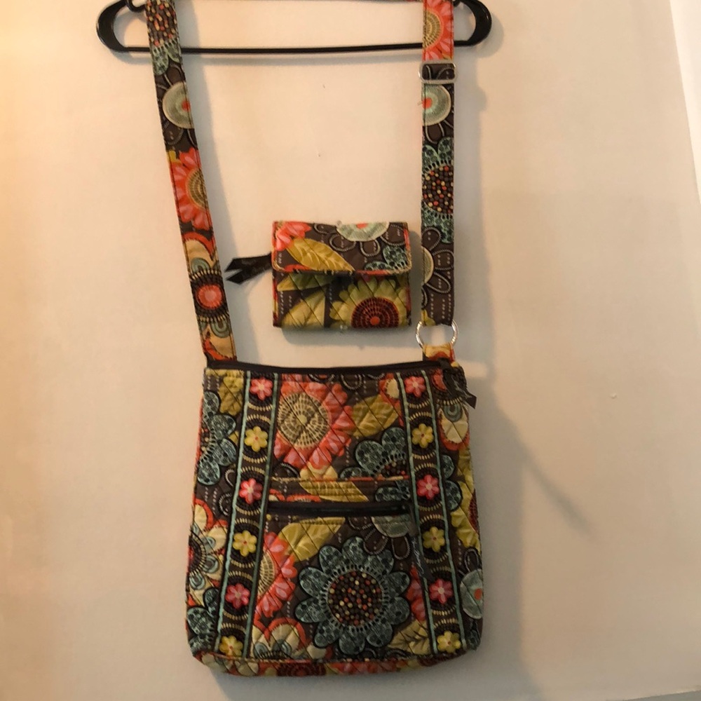 Vera Bradley Crossbody Purse in “Perfect Petals” Pattern